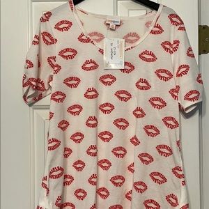 XS Lularoe Valentine’s Morgan Tunic